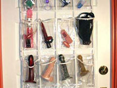 מתקן כיסים לאיחסון ויברטורים (צילום: www.homemade-sex-toys.com)